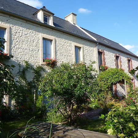 Chambres d'Hôtes Le Clos Tassin Colleville-sur-Mer Exterior foto